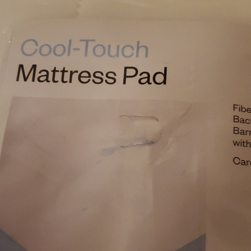 Twin cool touch mattress pad